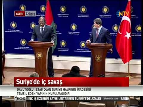 Burkina Faso's foreign minister faints in the middle of a press conference