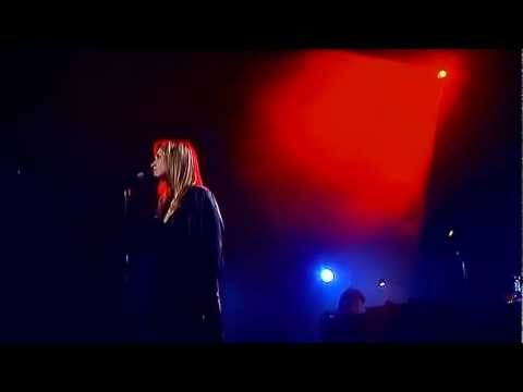 Lara Fabian - Je Suis Malade (2003) Live (HD).avi