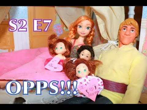 Kristoff FORGETS Mother's Day Frozen Barbie Parody Anna Elsa Triplet babies S2 E7 AllToyCollector