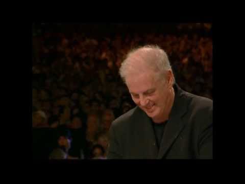 ASTOR PIAZZOLLA  &  DANIEL BARENBOIM   Libertango