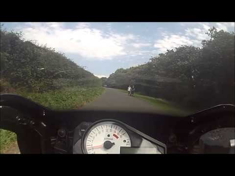 Lap of Olivers Mount Road Race Circuit Scarborough on my GSXR 750 K2