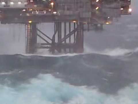 HUGE WAVE HITS DUNBAR OIL RIG NORTH SEA