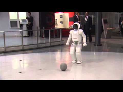 Raw: Obama Plays Soccer With Japanese Robot