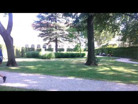 Vienna ( Wien ) / Palais Liechtenstein - Liechtenstein Garden Palace  / HD / PALACE FRONT GARDEN