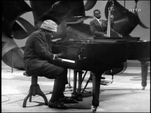 Thelonious Monk - Round About Midnight