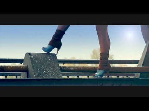 Quick-Jaxx - Boots Are Made For Walking (Official Video HD)