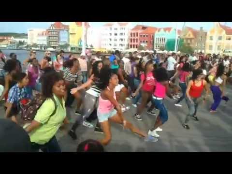 Biggest Curaçao FLASH MOB ever on 