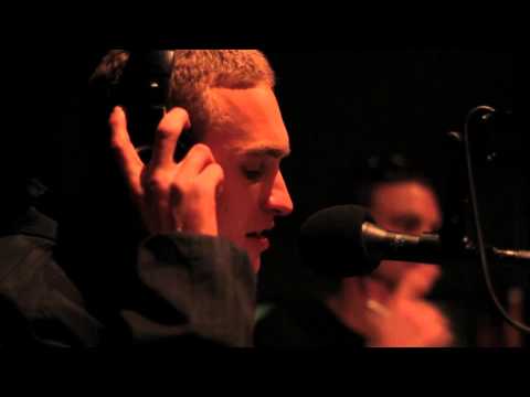 KERSER, RATES & JAY DEE (United Forefront) @ TIB 93.7FM -  06 SEPT 2011