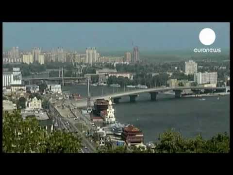 Ukraine relatively unworried by Cyprus crisis _ euronews, economy