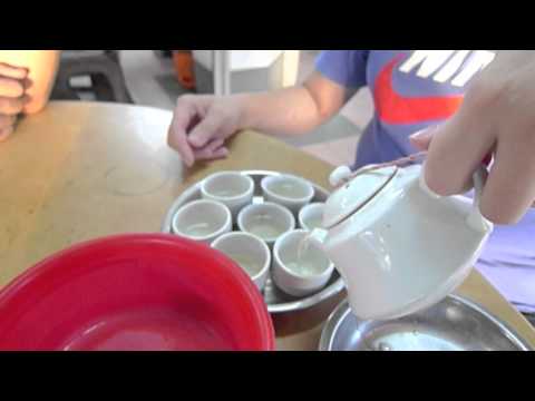 Making tea for Bak kut teh meal in Klang - Food trail - Malaysia