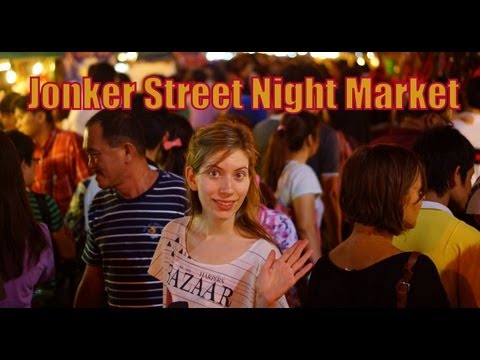 Shopping & Eating Malaysian Street Food along Jonker Street Night Market in Melaka, Malaysia