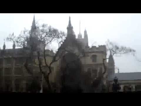 London city guide - Lonely Planet travel video