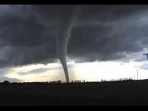 F5 Tornado in Elie, Manitoba on June 22nd, 2007