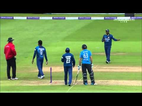 Controversial dismissal of ENG batsman Jos Butter by Sri Lanka's Senanayake