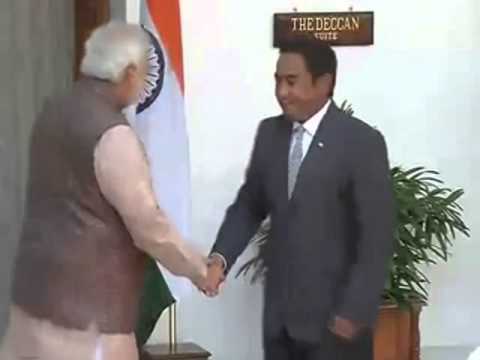 PM Narendra Modi meets President of Maldives, Abdulla Yameen