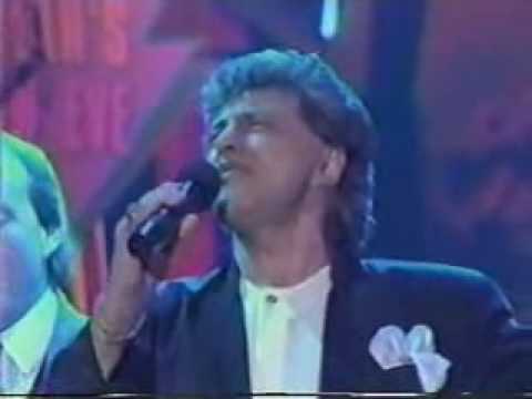 FRANKIE VALLI (Live) - Swearin' To God