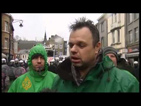 Latest World News - Belgium steel workers protest Mittal shutdown