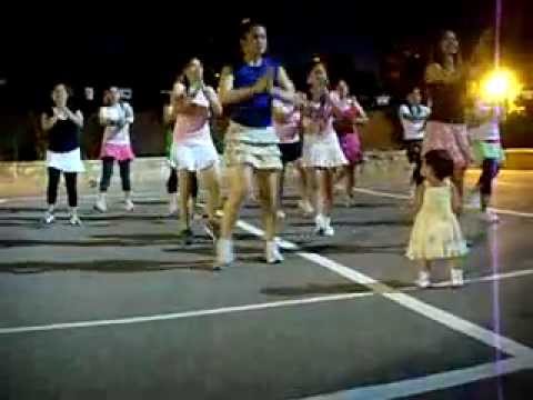 waka waka philipina girls in Amman,Jordan-shakira.flv