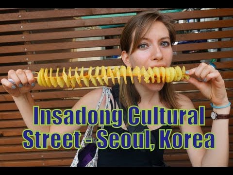 Insadong traditional street for Korean & Foreigners (인사동) - Seoul, South Korea