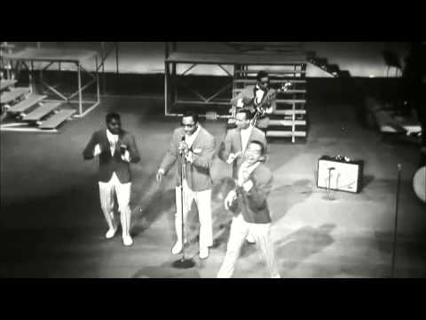 Smokey Robinson & The miracles live - You really got a hold on me