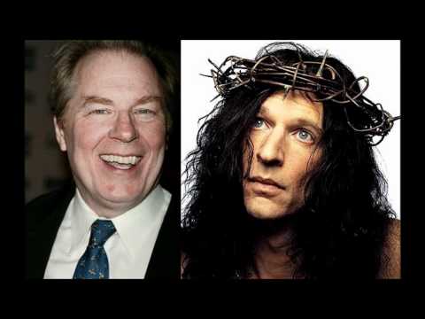 Howard Stern Discusses Michael McKean impression on SNL