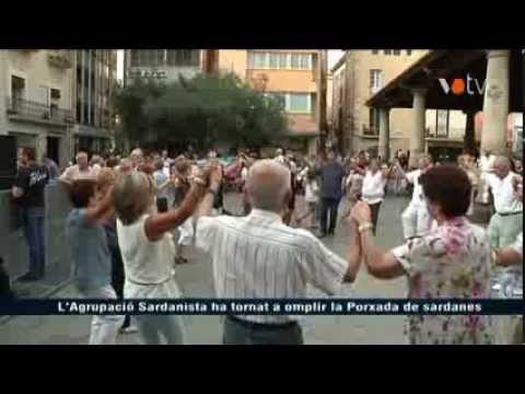 VOTV - L'Agrupació Sardanista ha tornat a omplir la Porxada de Sardanes