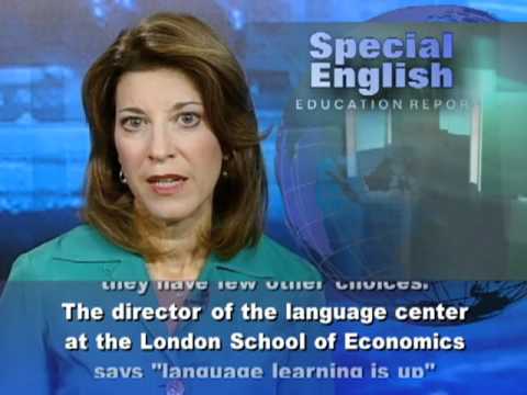 Economy Pushes Spanish to Learn English