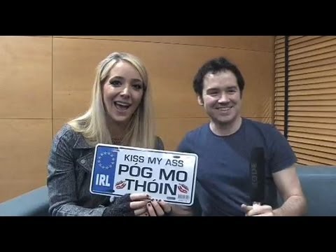 JENNA MARBLES LEARNS IRISH SLANG (INTERVIEW IN UCD IRELAND)