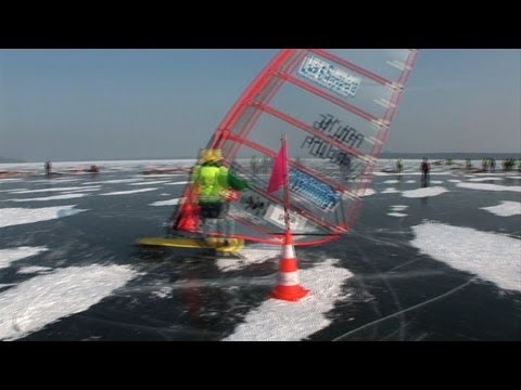 Poland's ice sports amateurs take to frozen lakes