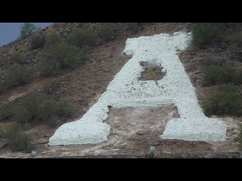 Wanderlust: Sentinel Peak in Tucson, Arizona