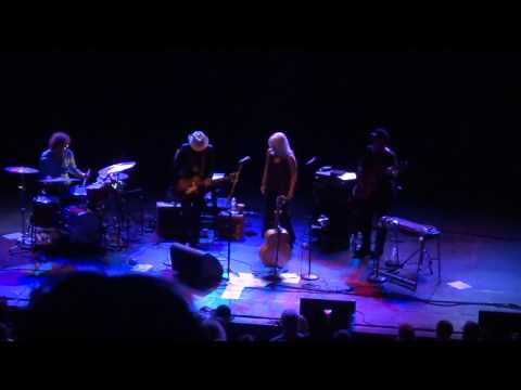 Emmylou Harris - The Maker (Daniel Lanois) - live Wiltern, April 3, 2014