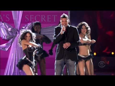 Drop It On Me - Ricky Martin @ (Victoria's Secret 2005) HD [1080p]