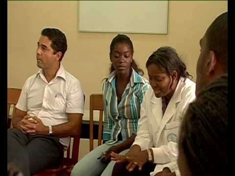 MaximsNewsNetwork: ANGOLA: HIV TREATMENT for MOTHERS & CHILDREN (UNICEF)