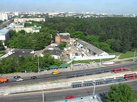 Grabando desde el hotel Tourism en Minsk, Belarus