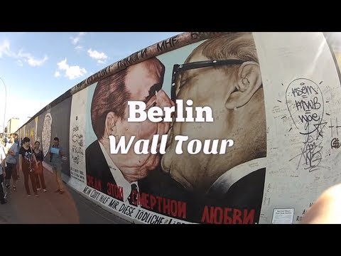 Berlin Wall Tour: East Side Gallery, Bornholmer Straße, Mauerpark (Travel Videoblog 025)