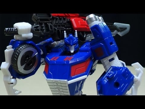 Fall of Cybertron Deluxe ULTRA MAGNUS: EmGo's Transformers Reviews N' Stuff