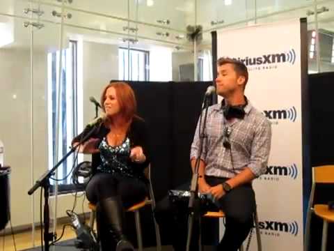 Jenny Hutt and Lance Bass Sing Summer Nights on Seth Speaks (Seth Rudetsky) on Siriusxm