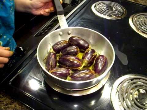 stuffed eggplant, stuffed brinjal, bharve baingan, easy eggplant recipe