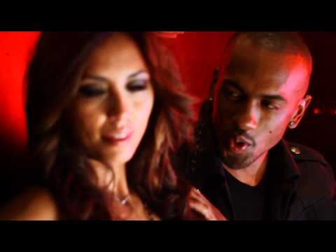 Colonel Reyel - Dis-moi oui (feat. Krys) [Clip officiel HD]