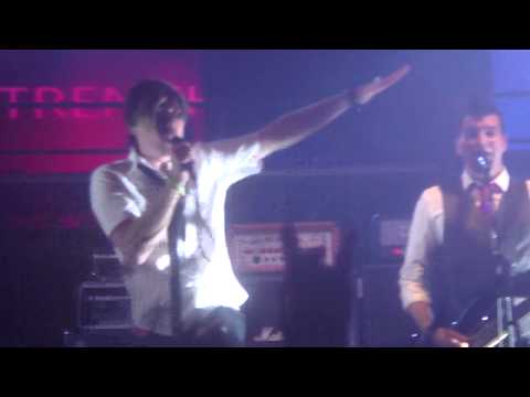 Marianas Trench - Celebrity Status (Live in Manila)