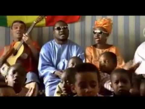 Amadou et Mariam/ Manu Chao Senegal Fast Food [LYRIC TRANSLATED IN ENGLISH]