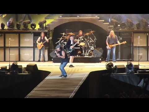 AC/DC Bilbao. San Mames Stadium. June 28th 2010. Black Ice Tour Last concert!. Part I of V