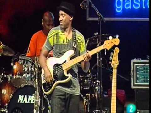 Stanley Clarke, Marcus Miller & Victor Wooten (SMV) - Thunder