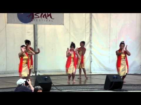 Lao-Thai Cultural and Art Performance Troupe - Dance