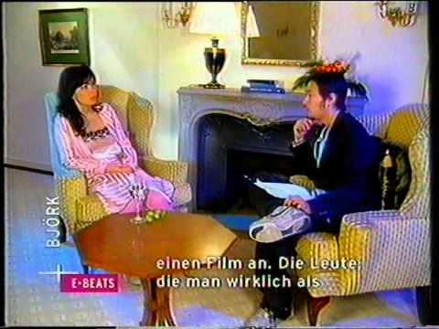 Björk - Vespertine era feature and interview on Viva Plus (2001)