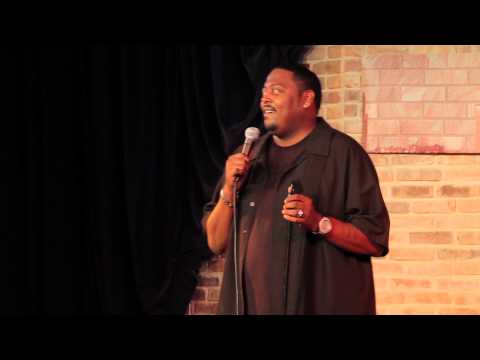 Comedian Shawn Harris Talks about his mothers Alzheimers Disease (FUNNY!)