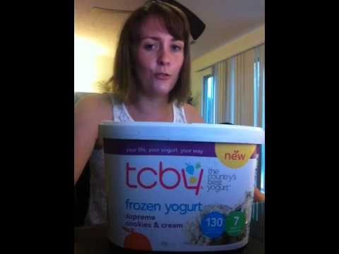 Review TCBY Cookies and Cream Frozen Yogurt