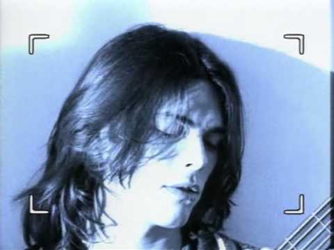 Gianluca Grignani - Mi Historia Entre Tus Dedos (1995) [Eng. Subs.]