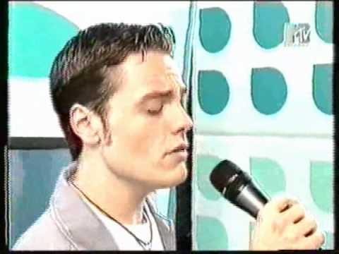 Tiziano Ferro - Perdono live@Total Request Live - Settembre 2001