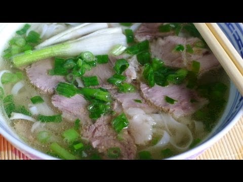 PHO BO - Vietnamese Beef Noodle Soup Recipe